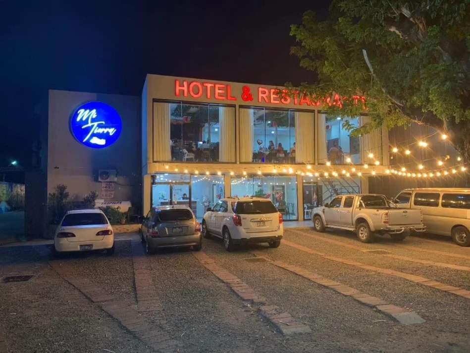 Mi Tierra Hotel Y Restaurante San Luis Bagian luar foto